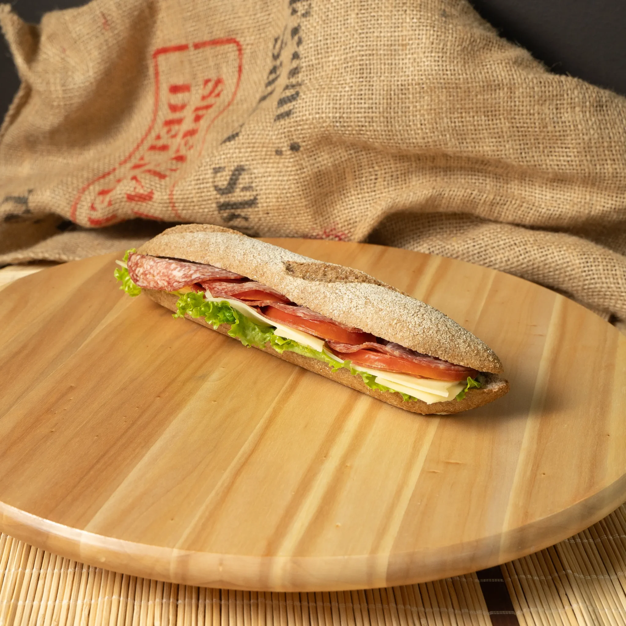Sandwich with tomato, cheese and ham